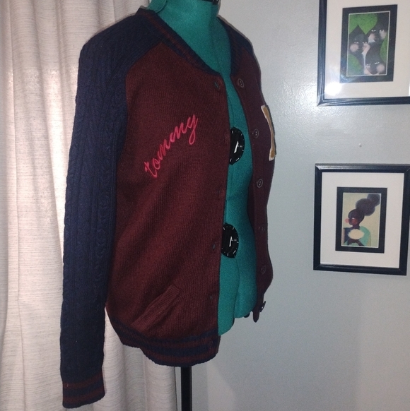 Tommy Hilfiger Burgundy & Navy Varsity Cardigan w Cable Knit Sleeves Sz L NWOT - Picture 5 of 13
